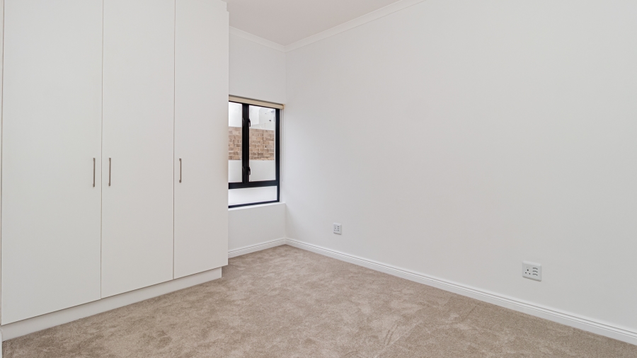 2 Bedroom Property for Sale in Middedorp Western Cape